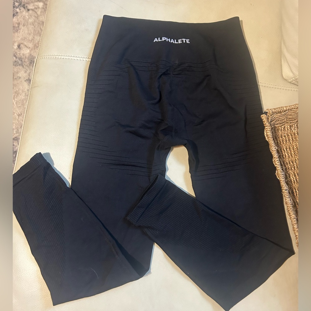 Alphalete leggings